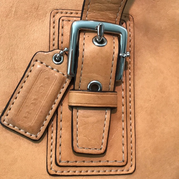 Coach “Hampton” Large Tan Cowhide Leather Satchel - Picture 3 of 16